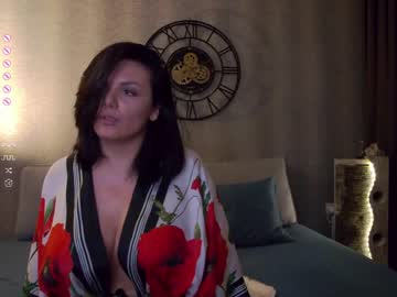 girl
        karrin cam image #2558580