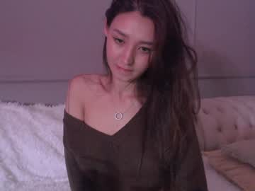 girl
        sarasuo cam image #2251193
