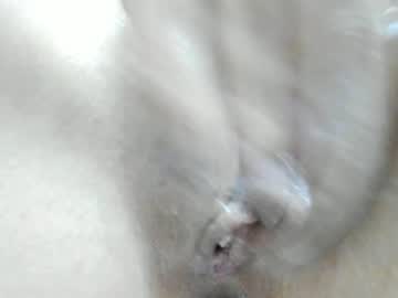 girl
        may_tion cam image #1465953