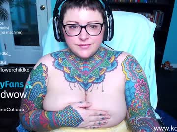 girl Milf & Teen Sex Cam Girls with kdwow