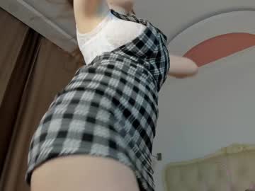 girl
        hailey_pels cam image #3461919