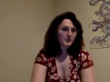 girl
        rosellamoon cam image #1551855