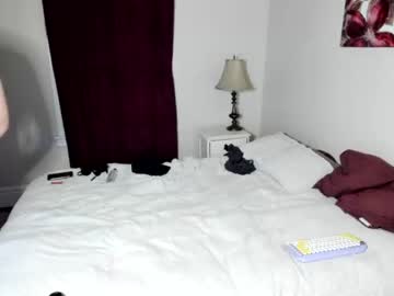couple
        shaynevspamela cam image #1359224