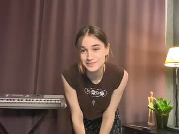 girl
        kalispring cam image #875143