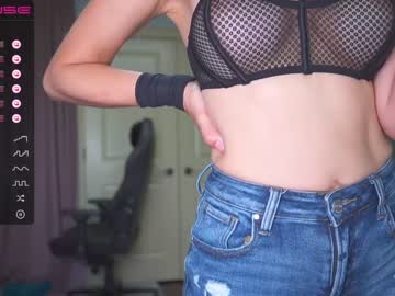 girl
        sunniedayz cam image #1636740