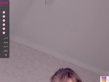 girl
        bzzzme cam image #2151482