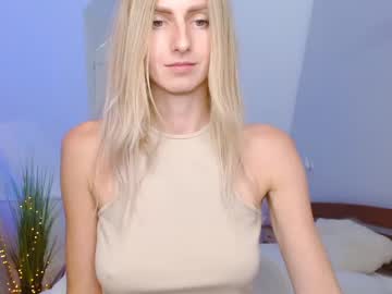 girl
        kittyca1_love cam image #2401509