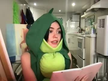 girl
        littlesugarpea cam image #2384457