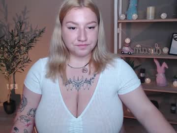 girl Milf & Teen Sex Cam Girls with vikki_mikky