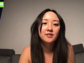 girl Milf & Teen Sex Cam Girls with yourlilylee